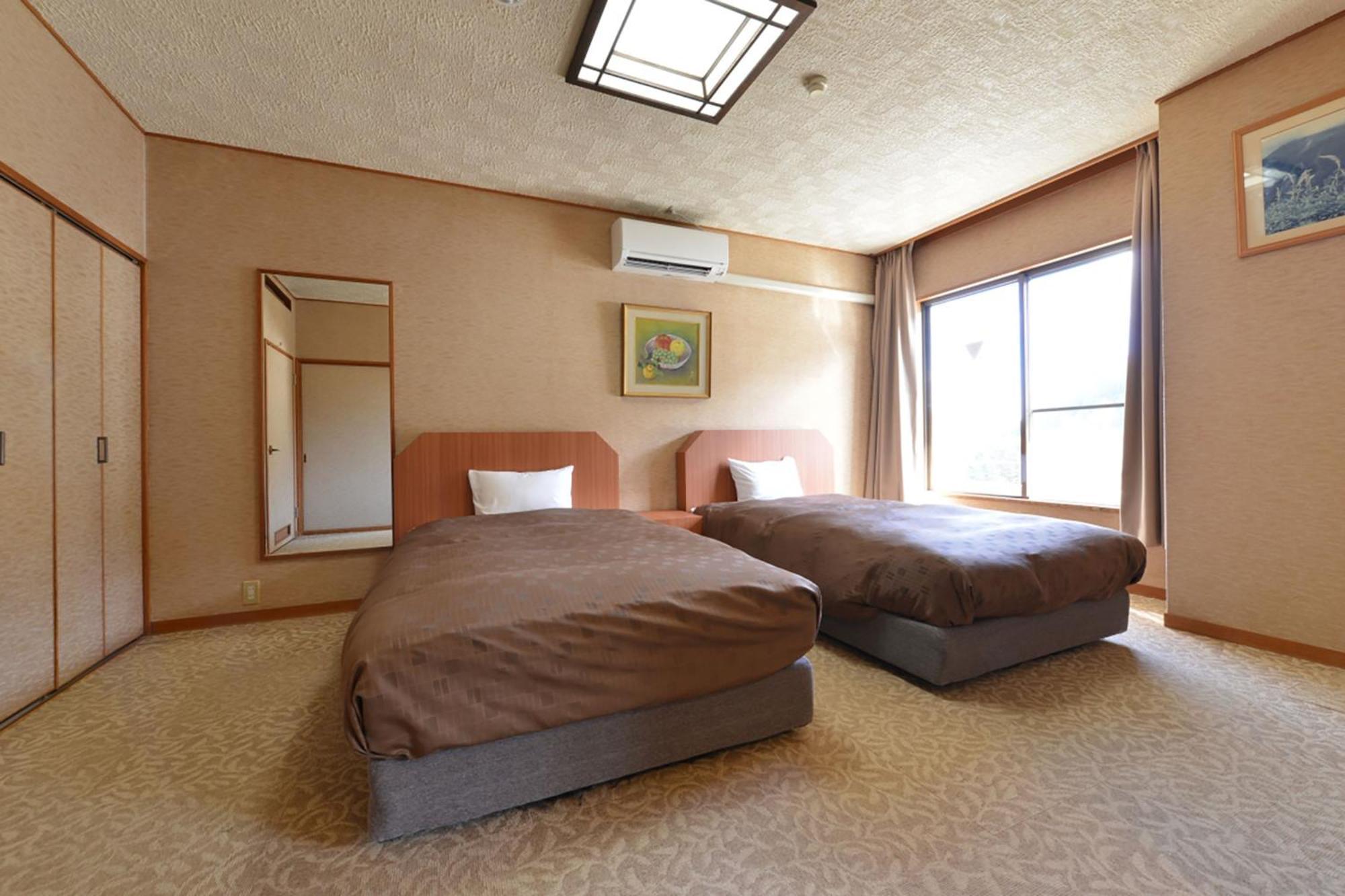 Ooedo Onsen Monogatari Shinshu Kakeyu Hotel Ueda Luaran gambar